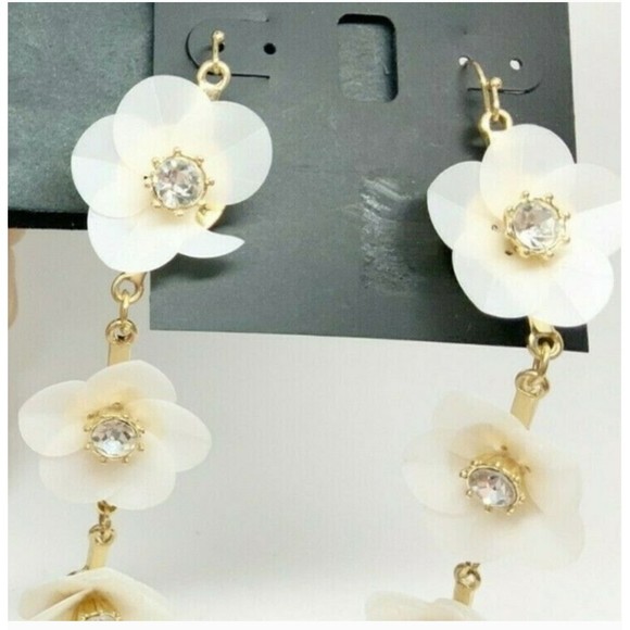 INC Gold, Crystal Ivory 3 Flower Statement Drop Fashion Earring NEW - Picture 4 of 4